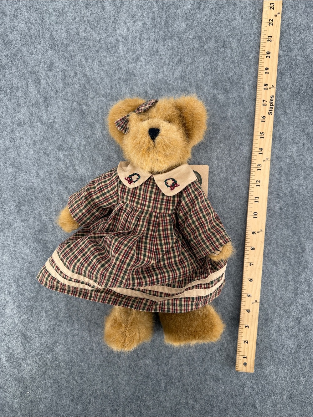 Boyds Bears Margaret Hollybeary w/tags Christmas retired jointed arms leg head